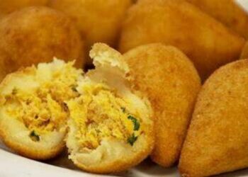 Receita de Coxinha com Massa de Batata Simples