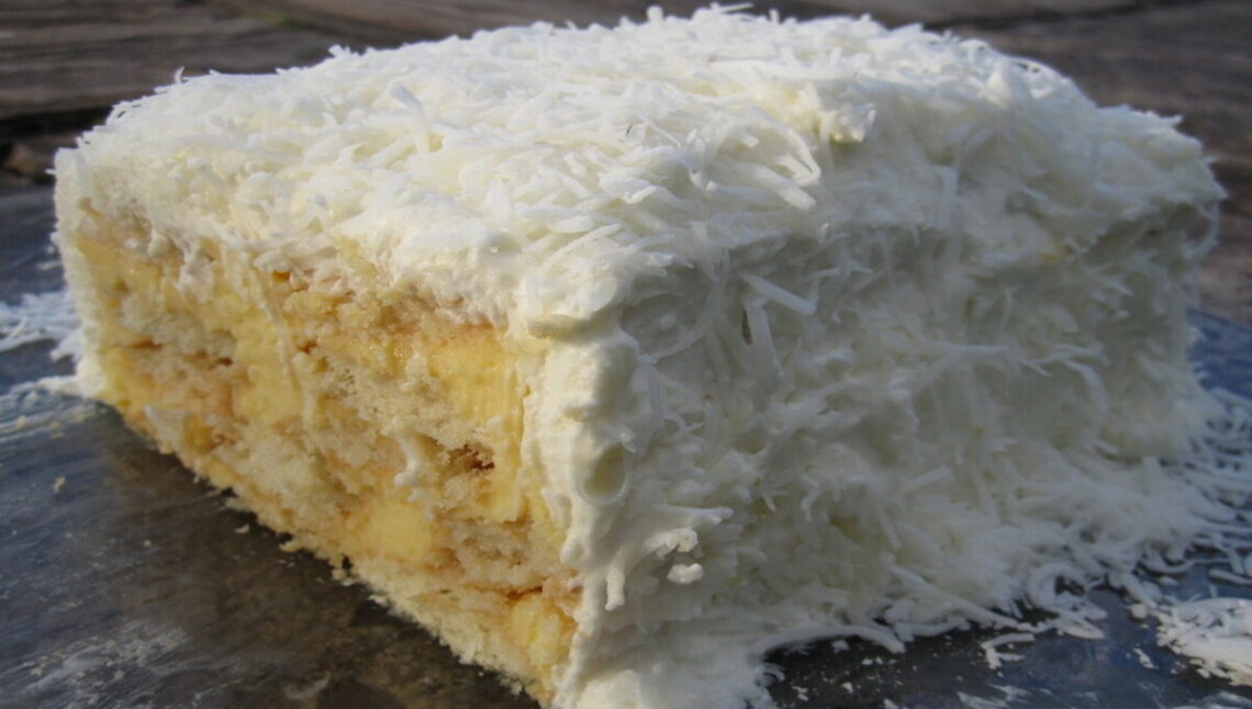 Receita de Pavê Fácil e Rápido: Pavê de Coco com Biscoito Maisena, em ...
