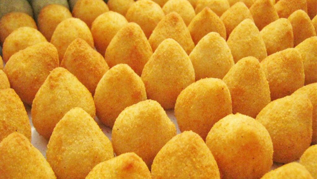 Coxinha Com Massa De Batata Simples E Fácil