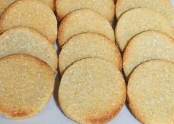 Biscoito Caseiro Simples com Farinha Trigo e Milho