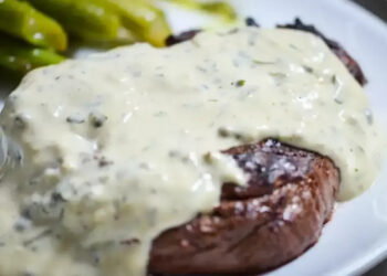 Molho De Gorgonzola Para Carne com 3 ingredientes