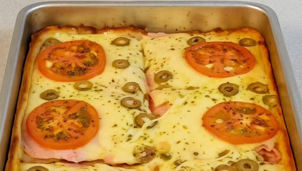 Pizza Com Pão De Forma no Forno com Queijo e Presunto, Super Simples