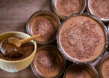 Mousse Low Carb de Chocolate com 2 Ingredientes