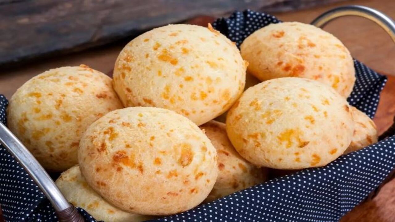 Pão De Queijo Sem Ovos e Sem Leite