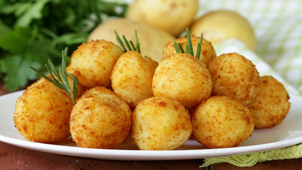 Bolinhas De Queijo Com Três Ingredientes