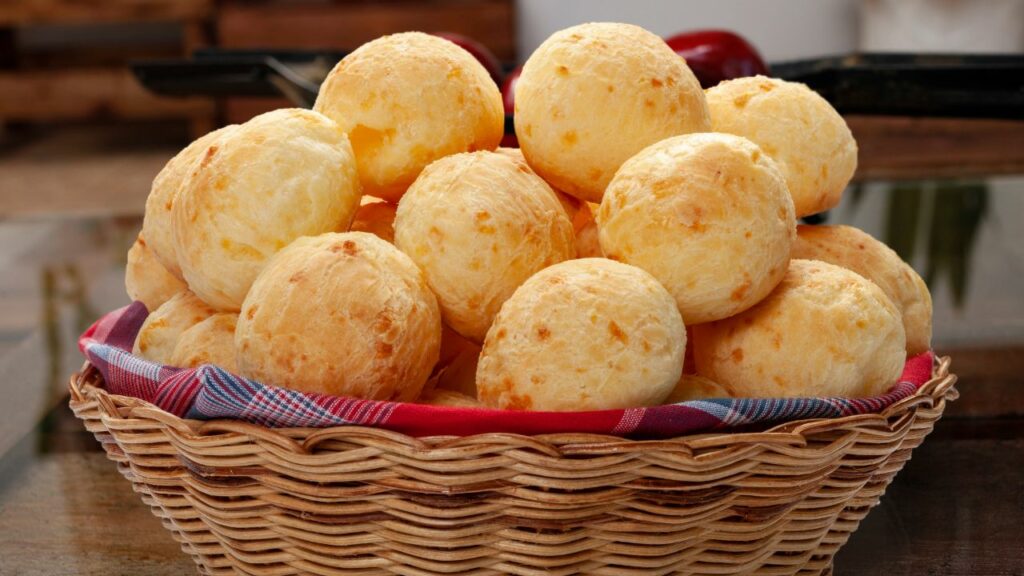 Receita de Pão De Queijo Com 3 Ingredientes