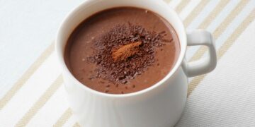 Chocolate Quente Cremoso Simples Sem Amido De Milho e Sem Liquidificador