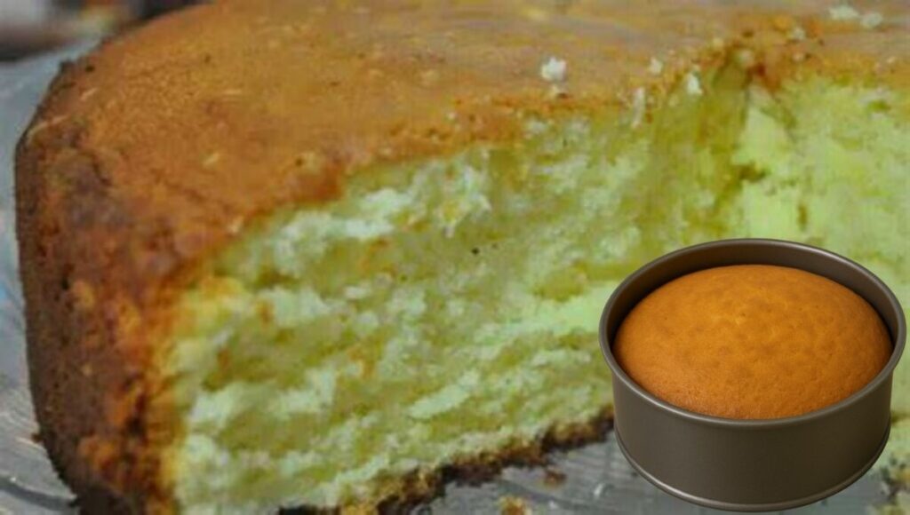 Bolo Simples e Fofinho Com 3 Ingredientes Sem Leite e Sem Trigo, em minutos