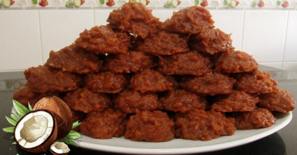 Cocada Cremosa De Feira Com apenas 4 Ingredientes Simples