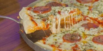 Receita de Pizza Caseira Fácil no Liquidificador